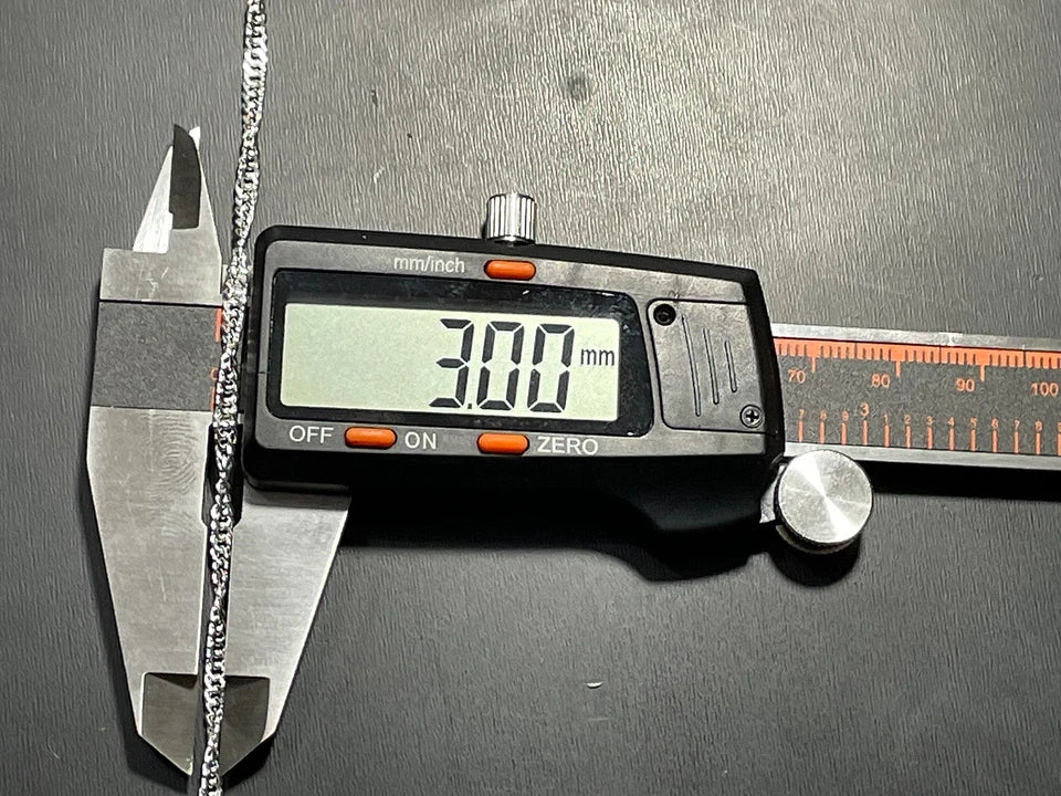 3MM ( RETAIL PRICE $100 )  Solid Italian 925 Sterling Silver Diamond Cut Singapore Chain